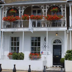 Bed & Breakfast Hamiltons Boutique, Southend-on-Sea